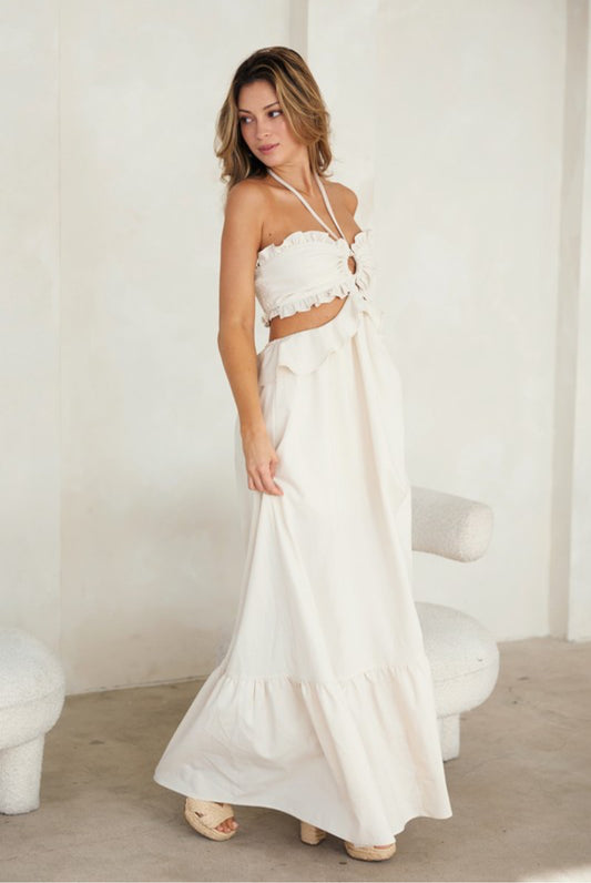 Vestido Maxi con Cut Out y Volantes – Halter
