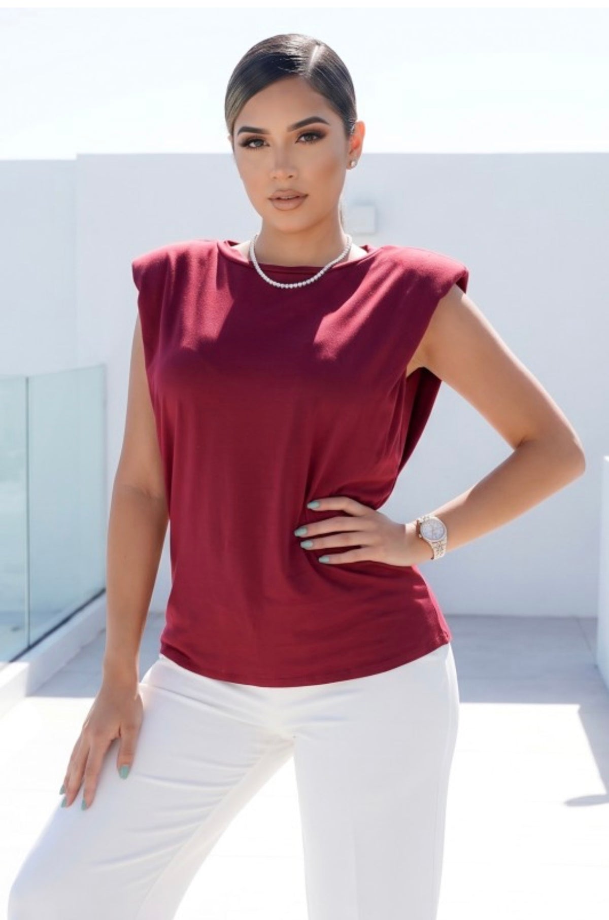 Pad Shoulder Sleeveless Top