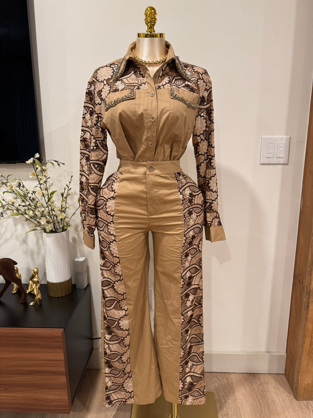 Long Sleeve Lace Set With Rhinestone