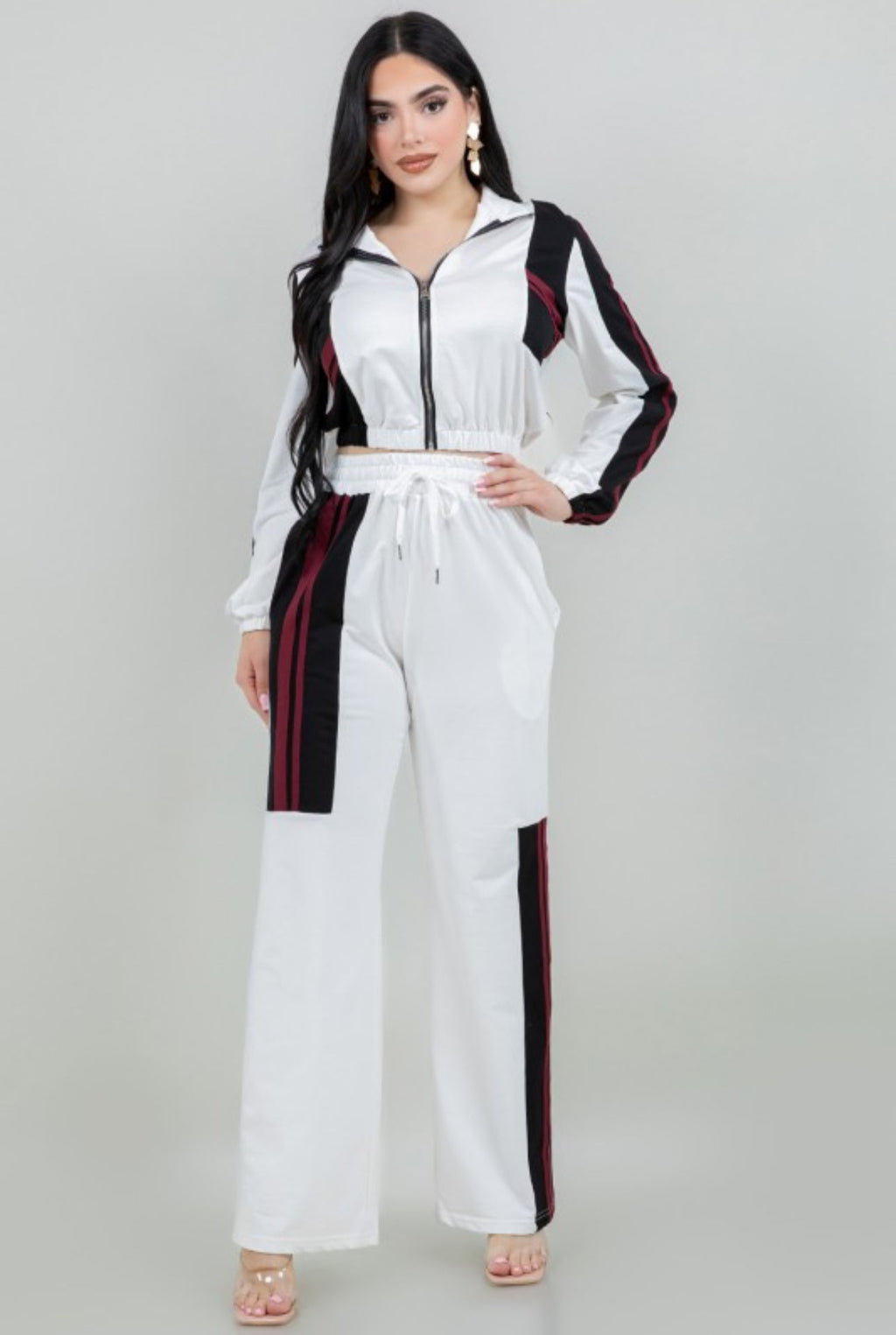 Set Viajero Blanco con detalles negro y rojo Daya's Shop