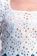 Blusa Bordada de Manga Volumen – Detalles Únicos Daya's Shop